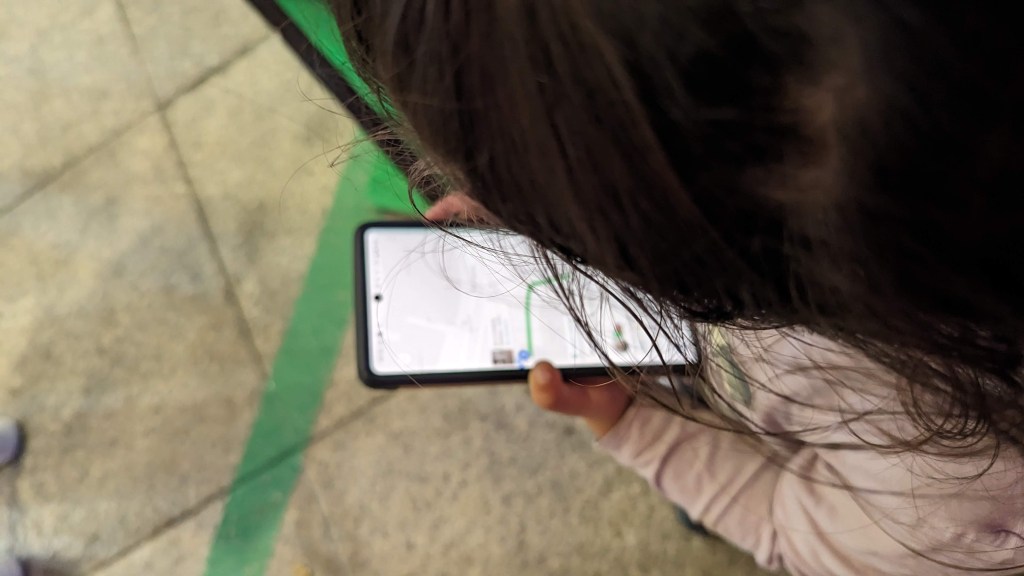 Why to use grab in Malaysia ? its so simple. a3 year old can do it
